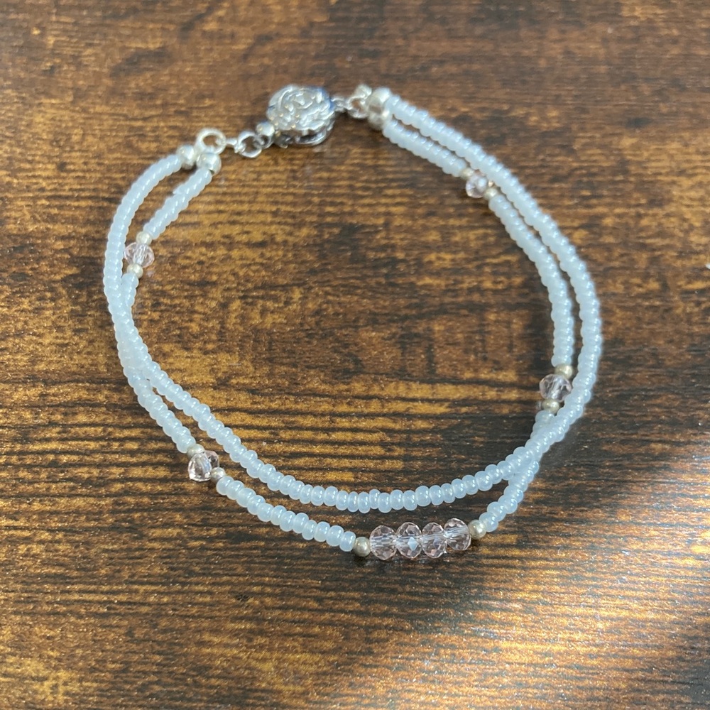 White Beaded Bracelet with tiny Pink faceted Beads